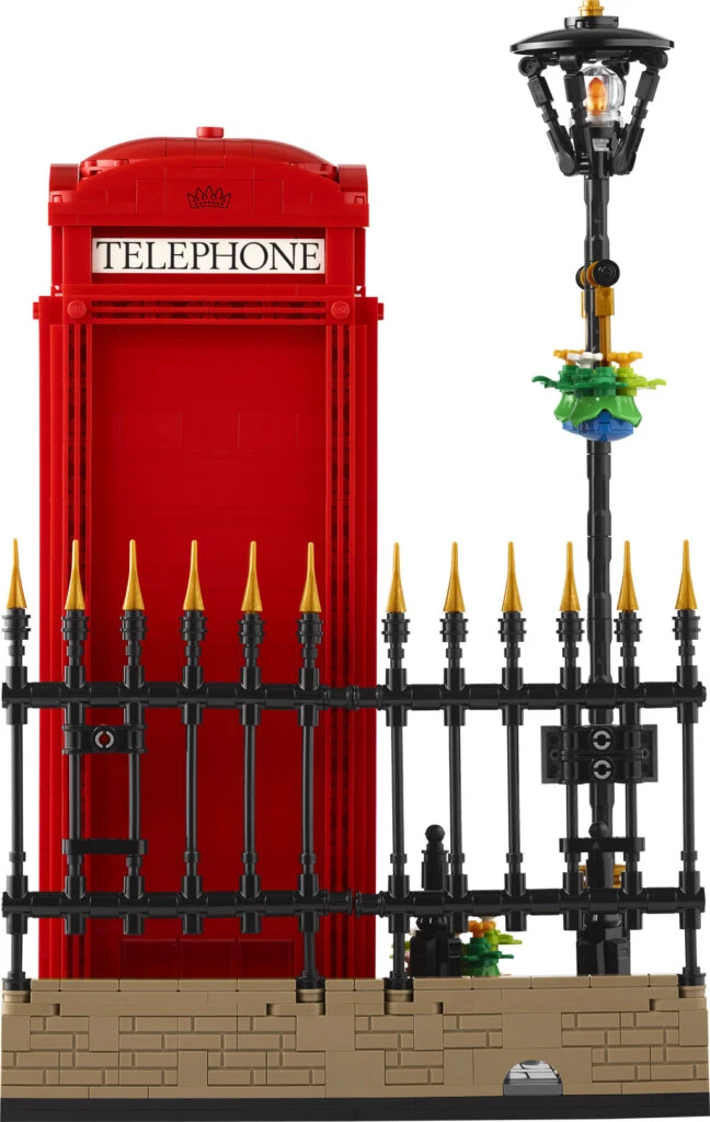 LEGO Ideas 21347 Czerwona Budka Telefoniczna - widok z frontu